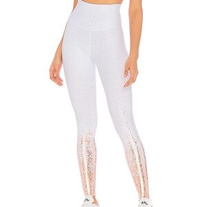 Beyond Yoga Alloy White and Rose Gold Ombré Leggings